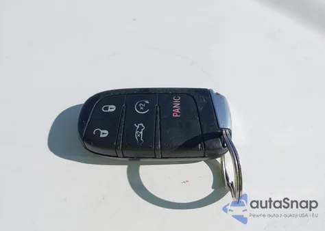 2016 Chrysler 300C Awd z USA, uszkodzony, nr VIN 2C3CCAKG9GH170727